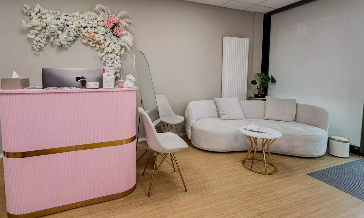 Mani- & Pediküre opt. mit Shellack oder intensive Pediküre für 1 Pers.