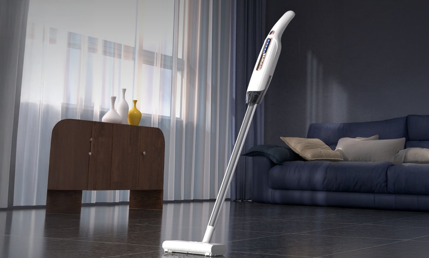 Image 4: Wireless Vacuum Cleaner, Ultra-Lightweight and USB Rechargeable