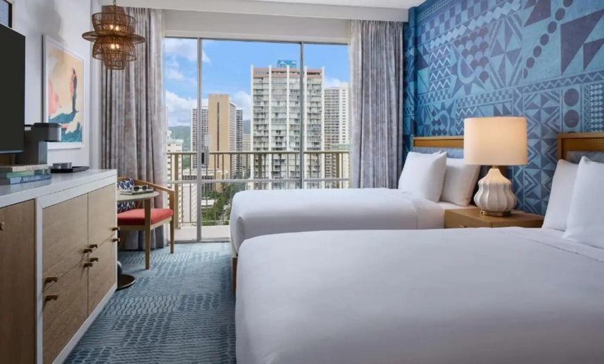 Image 3: ✈ 4-Day Hawaii Vacation with Air from Great Value Vacations