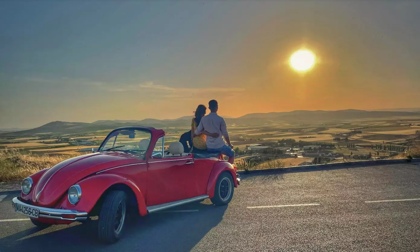 Toledo: 1 o 2 noches con visita a molinos de viento en descapotable