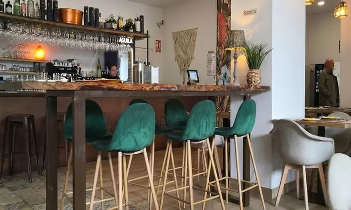 Deleita tus sentidos: menú Posada completo para 2 o 4 personas