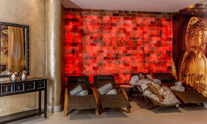 Image 2: Suite für 2 im 4* Adults-Only Hotel Das Aunhamer mit Spa