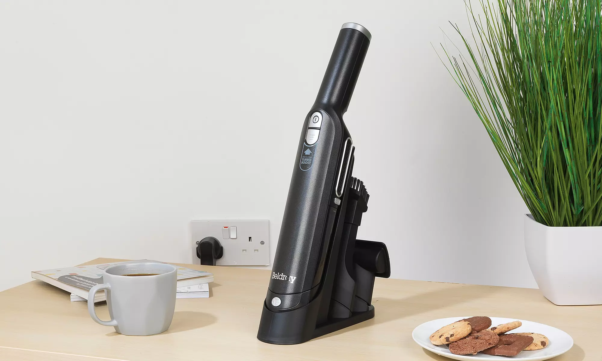 Aspirateur à main sans fil "Revo" 11,1 V de Beldray, livraison gratuite - Primary Image