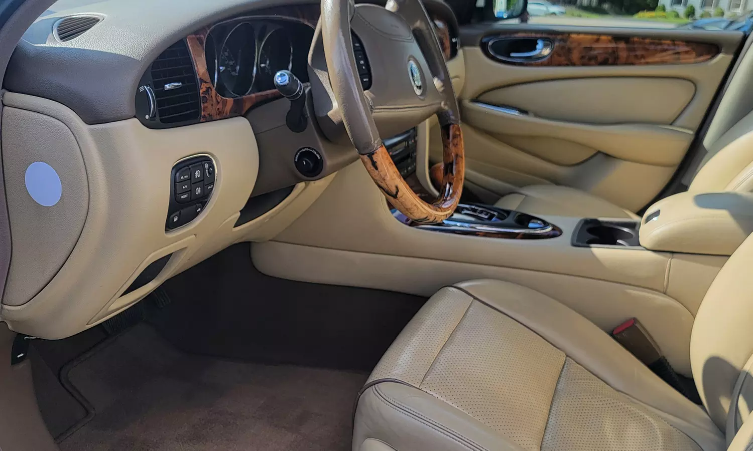 1 Wash & Wax, Silver Exterior Package & More - Small or Large Vehicles