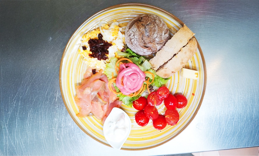 Image 4: Starte köstlich in den Tag: Frühstück nach Wahl für 1, 2 oder 4 Pers.