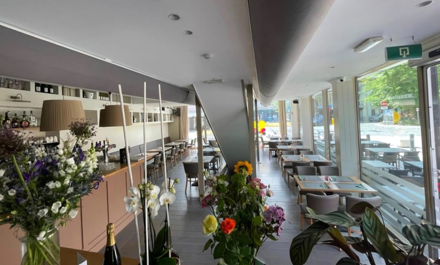 Image 3: Sfeervol 4-gangenmenu met authentieke houtovenpizza’s