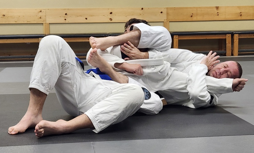 Image 5: 10-Day Unlimited Trial or 1 Month of Beginner Self-Defense Classes w/ Uniform at Gracie Ju-Jitsu (Up to 75% Off)