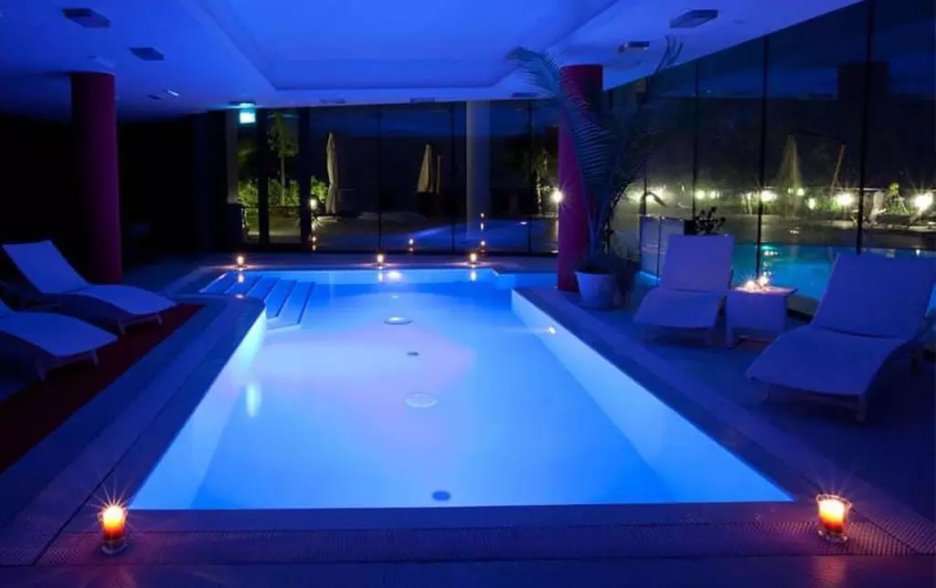 Percorso Spa di coppia da 60 o 120 minuti con cocktail e aperitivo