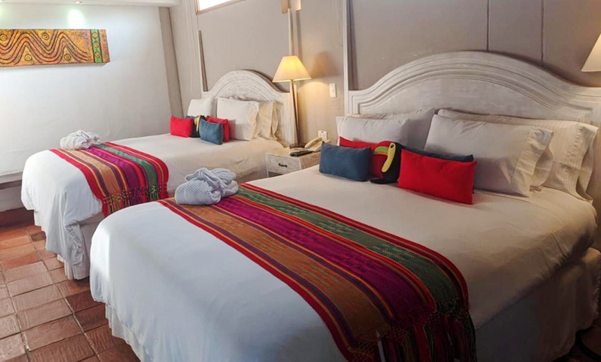 Image 6: ✈ 5-Night Part All-Incl. Colombia Vacation from Travel by Jen