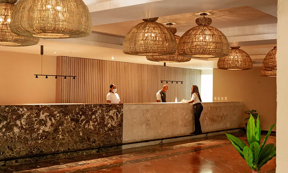 ✈ 3 or 5-Night Dominican Republic Vacation with Hotels and Air