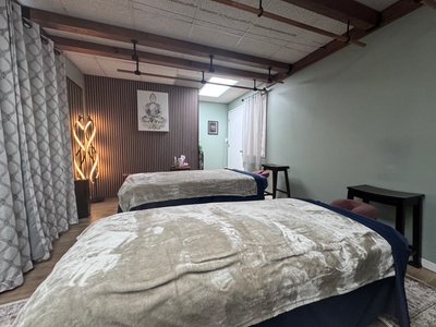 60min Full Body Swedish Massage - Ashi Empire Barefoot Therapy
