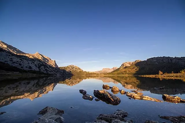 ✈ Mallorca by Road: 7-Day Must-See Spots with Air & Hotel from Worldee