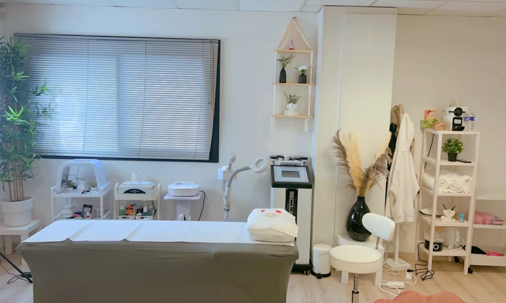 Offrez un coup d’éclat à votre peau avec des soins experts