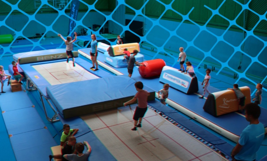 Image 4: 5 Tage Professionelle Trampolin- und Parkour-Ferienkurse für 1 Kind