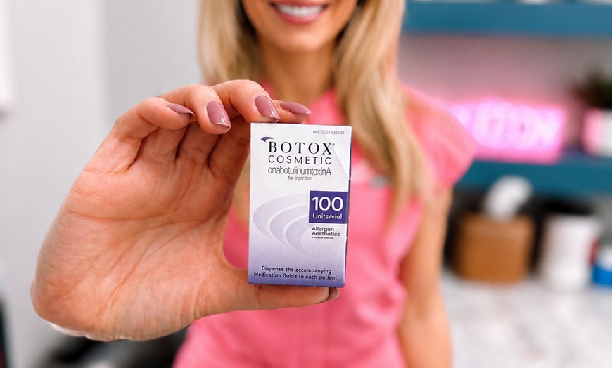 Image 3: Get a Fresh Look with Botox: Choose from 20 or 40 Units