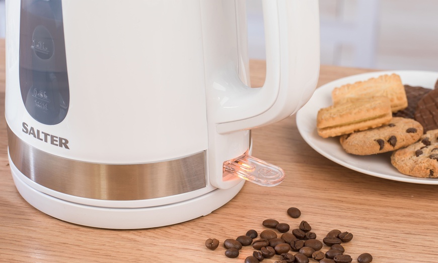 Image 15: Salter Kettle and Toaster Set