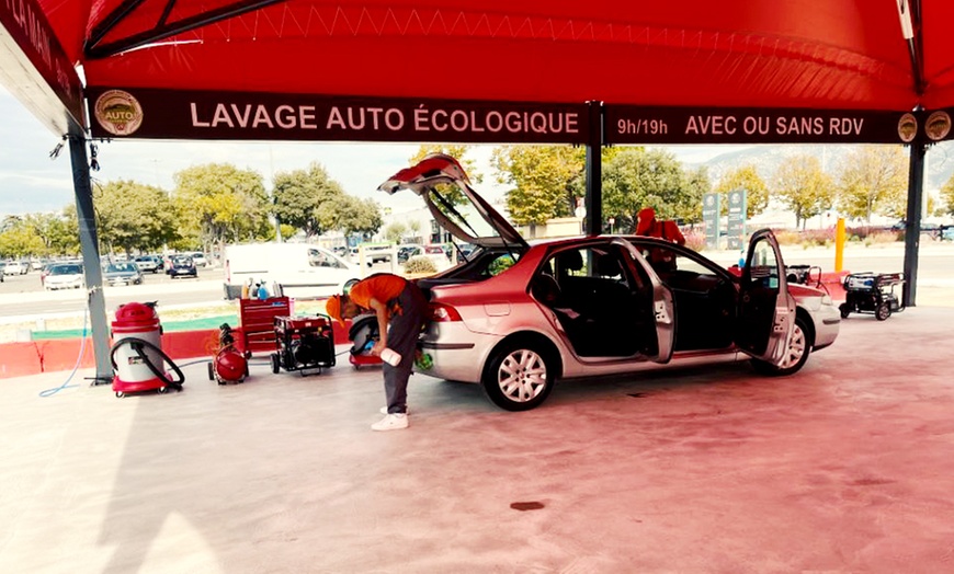 Image 4: Lavage intérieur ou extérieur au choix avec Auto Clean FM
