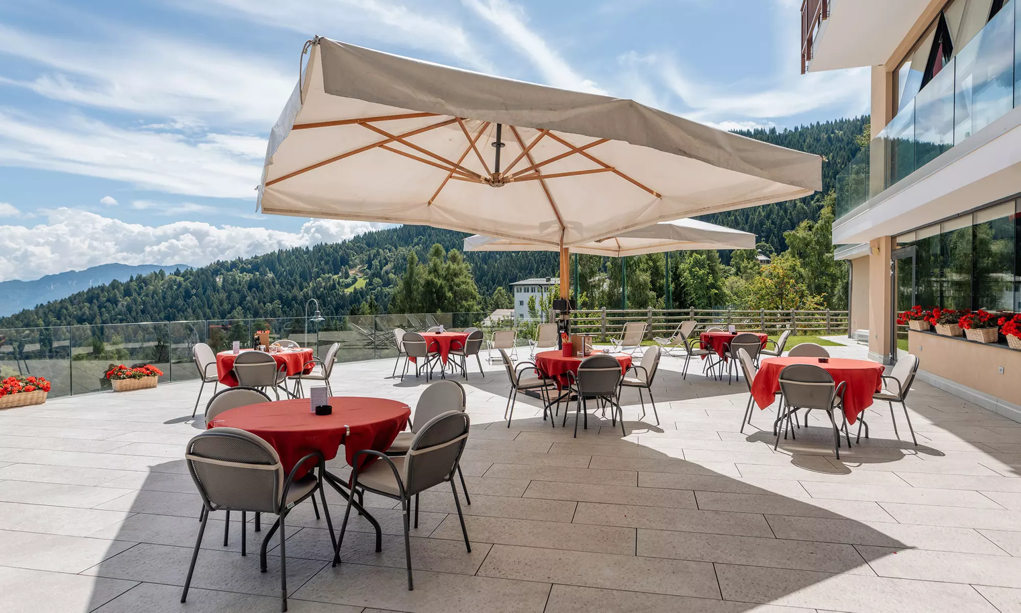 Trentino: soggiorno con mezza pensione, Spa e aperitivo per 2