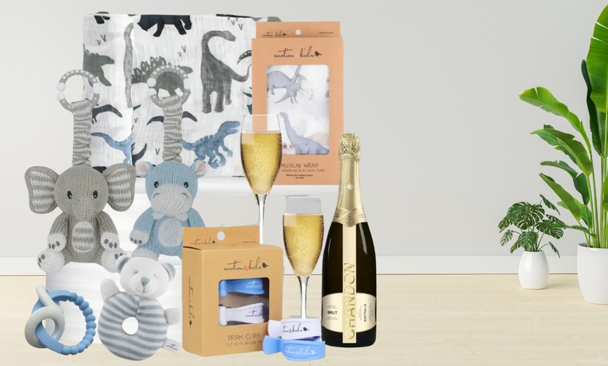 Image 8: Save Big: Spend $10 and Get 40% Off ANY Gift Hampers on Site