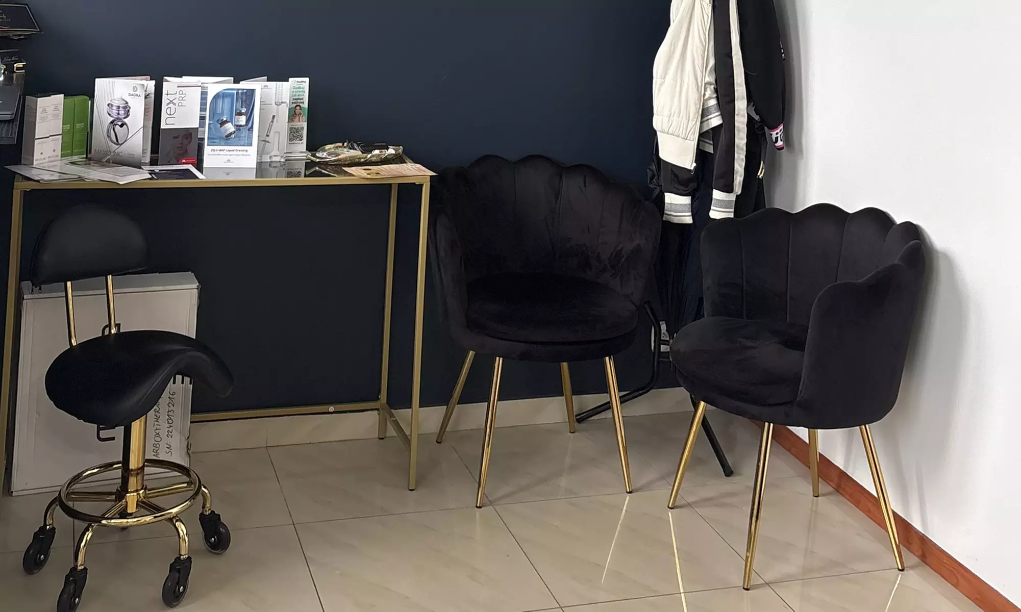 Zabiegi laserowe i karboksyterapia na wybrane partie twarzy i ciała
