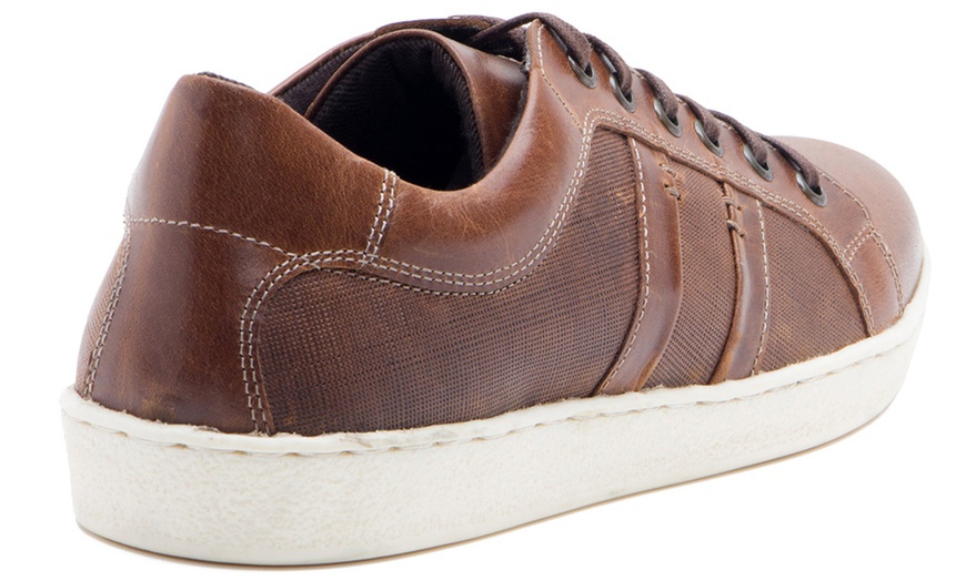 Image 5: Men's Casual Leather Trainers