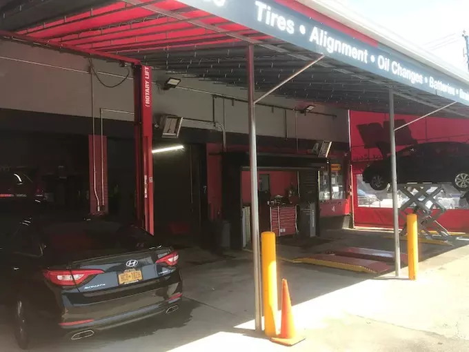 Full Synthetic Oil Change with Filter Replacement at Pace Tire Pros
