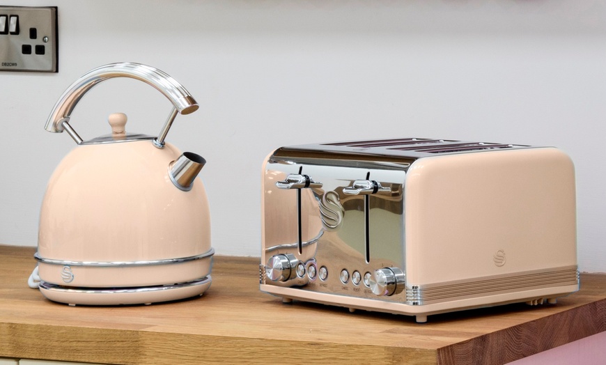 Image 1: Swan Kettle and Toaster Set