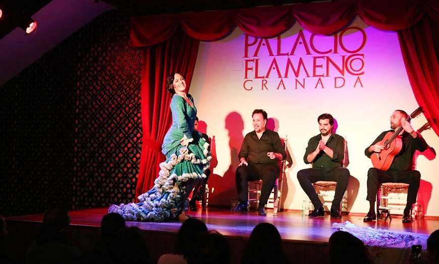 Image 6: Entrada a espectáculo flamenco para 2 o 4 en el corazón del Albaicín