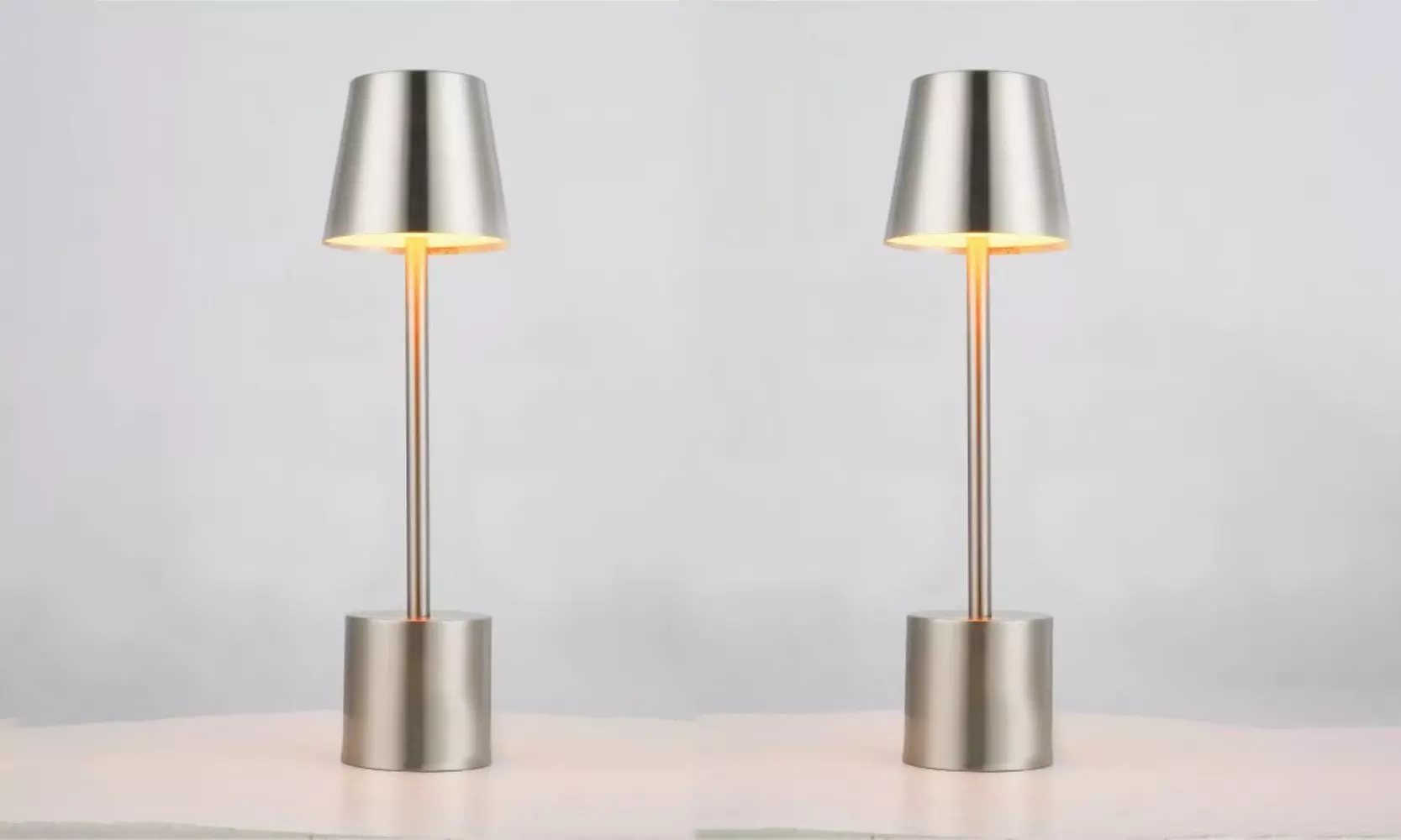 Set con 2 lampade a LED ricaricabili da scrivania Pyramidea