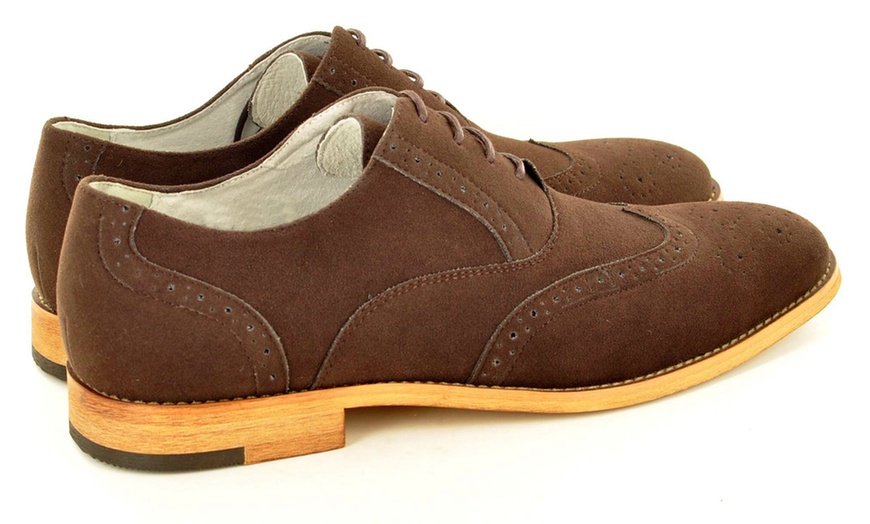 Image 3: Men's Faux Suede Brogue Shoes