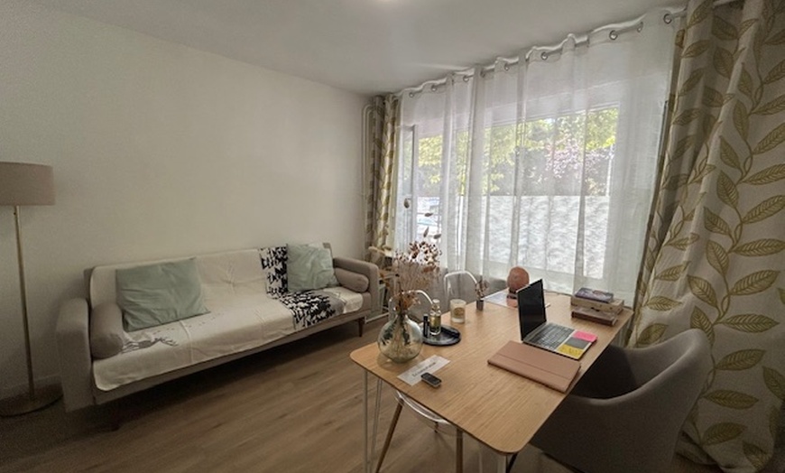 Image 3: Séance d'hypnose ou soin énergétique chez Halo Hypnose & Bien-être