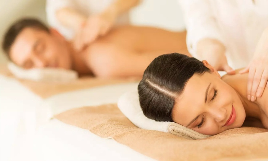 Image 5: 60-Minute Relaxing Massages: Gentle Swedish, Therapeutic, Deep Tissue
