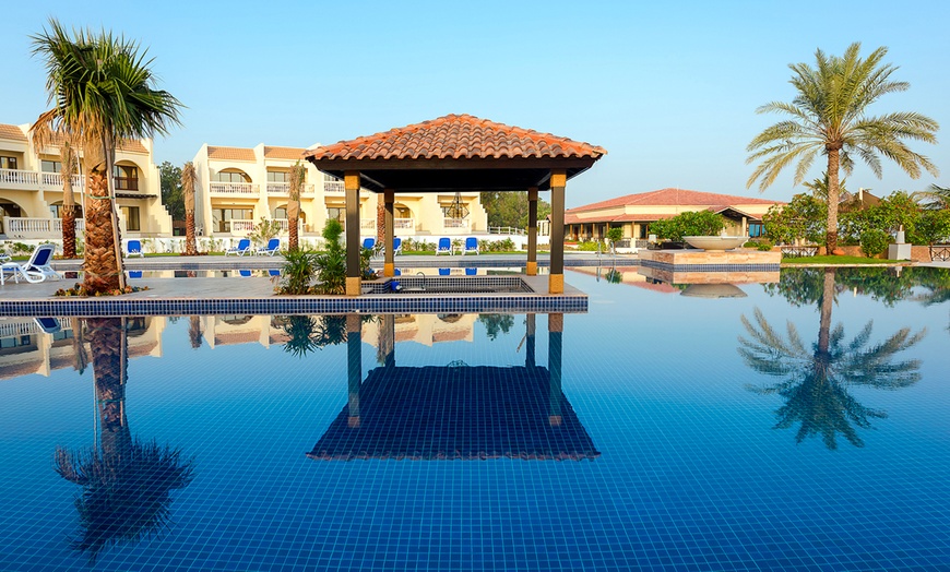 Image 2: Umm Al-Quwain: Up to 2-Night 4* Stay