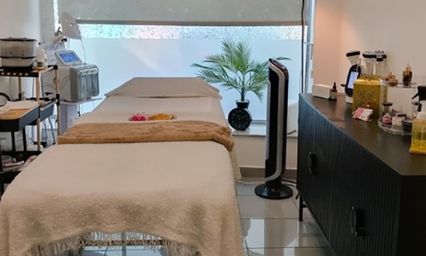 Image 9: Hidrolimpieza facial con radiofrecuencia y electroestimulación 