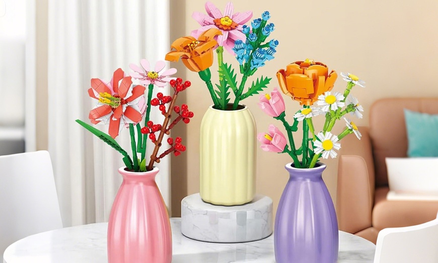 Image 4: Flower Bouquet Building Blocks Advent Calendar