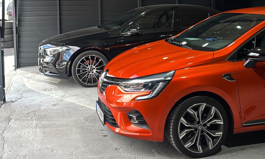 Image 6: Außen- und Innenreinigung mit optionaler Hochglanzpolitur für 1 Pkw