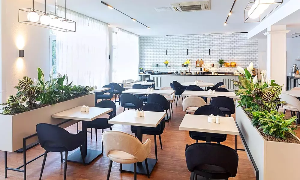 Frühstücksbuffet inkl. 1 Glas Sekt für 2 oder 4 Personen