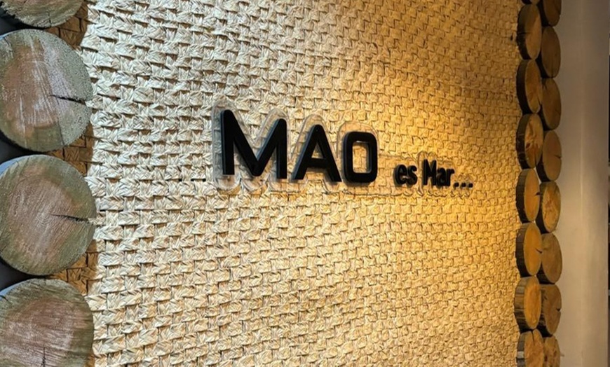 Image 10: Cena especial con vistas al mar: menú con cóctel incluido para 2 o 4