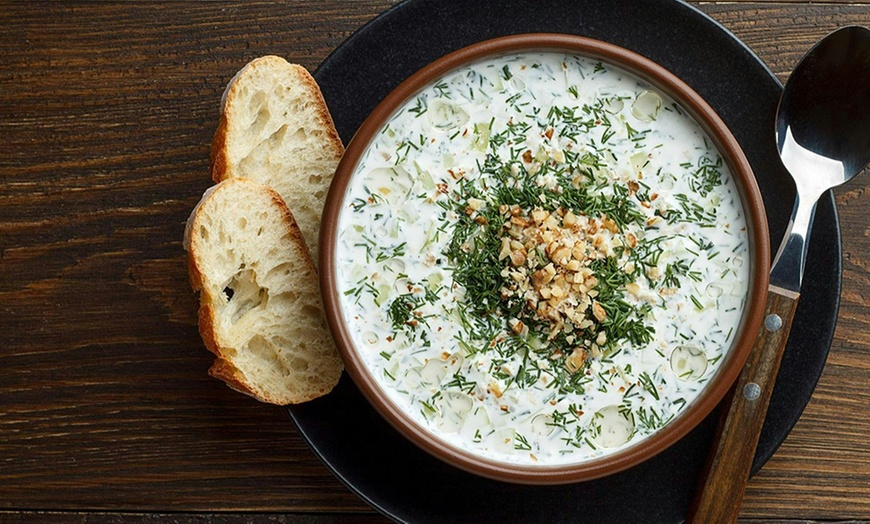 Image 7: Internationales 2-Gänge-Menü für 2 oder 4 Pers. im beliebten Manzini