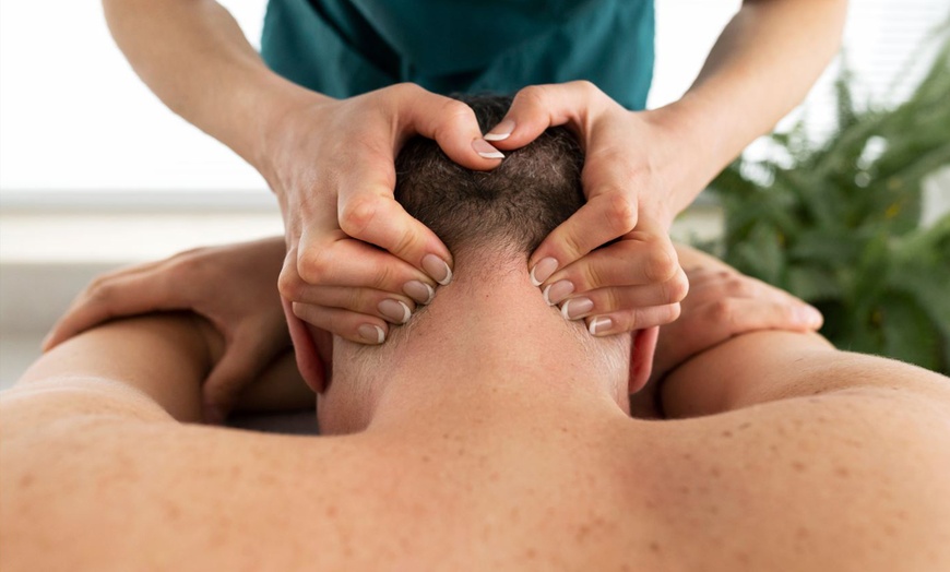 Image 2: Masaje corporal relajante de 30, 45 o 60 minutos para 1 persona