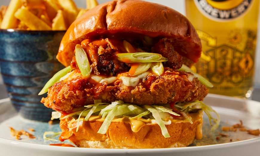 Image 2: 2 Burgers & 2 Drinks at Walkabout – Great Food, Big Games, Good Times