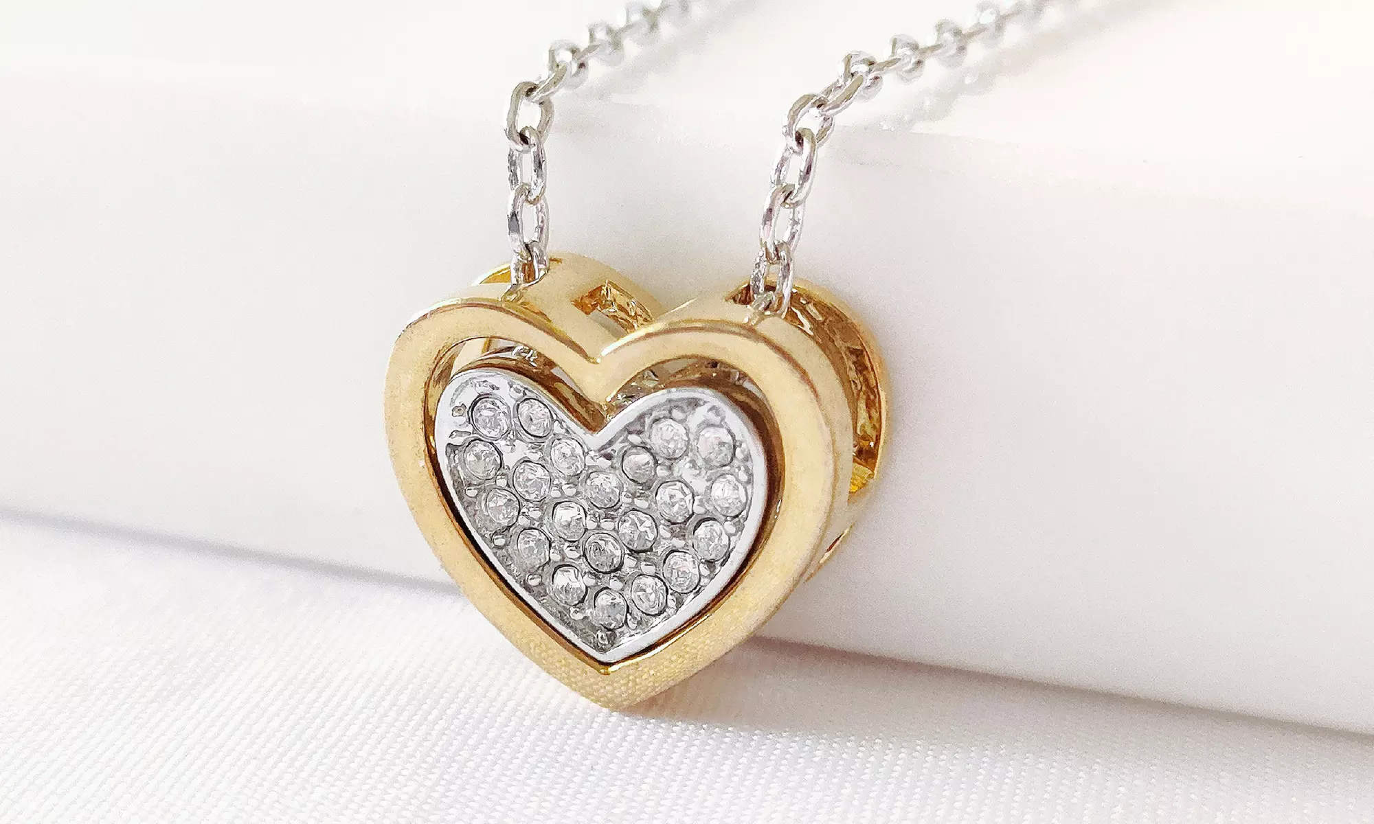 Heart-Shaped Pendant and Earrings Made with Crystals from Swarovski®