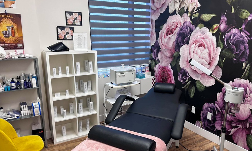 Image 2: Choose Between One, Three or Five Brazilian Waxes