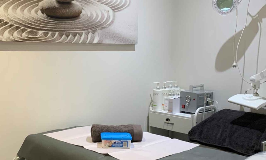 Image 3: HIFU Treatment for Eyebrows, Jowls & Full Face @ Ocean Keys Spa&Beauty