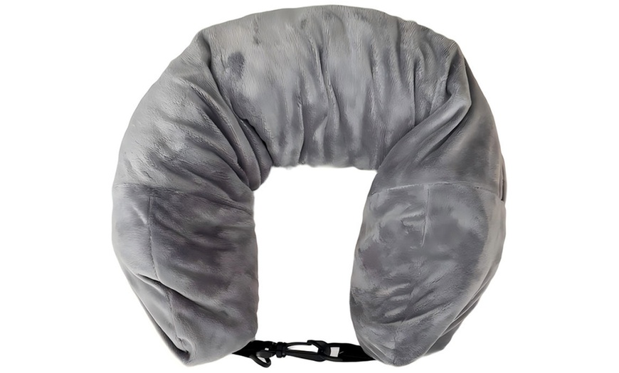 Image 9: Oreiller de voyage remplissable 2-en-1 en forme de U