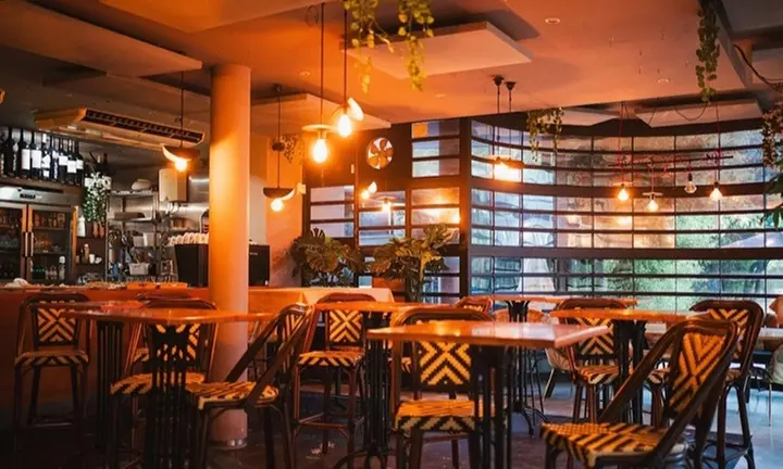 Menú fusión argentino-mediterráneo para 2 o 4 personas