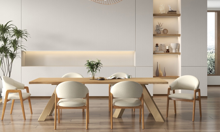 Image 1: Sillas de comedor tapizadas con patas de madera Woolden, de Doosense