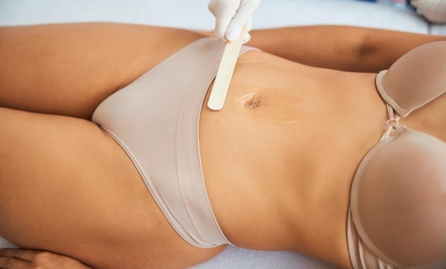 Image 2: Get 1,3,5 or 20  Brazilian/Bikini Wax