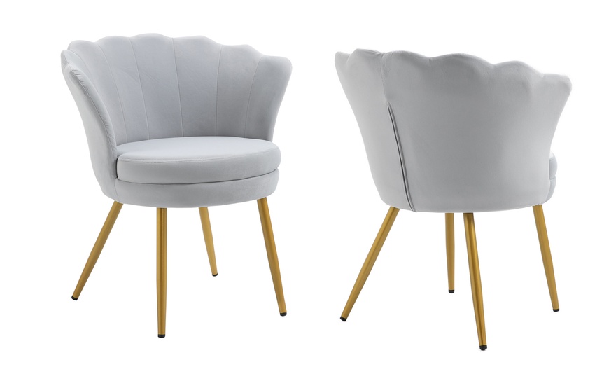 Image 6: Fauteuil design Maddina avec pieds dorés