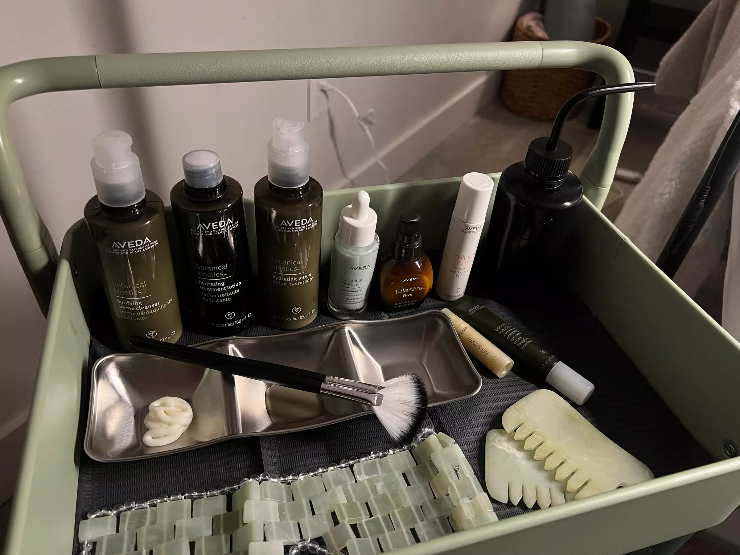 AVEDA Mini Facial & Blow Dry Styling with Selection of Hair or Scalp Treatment - Second Medium